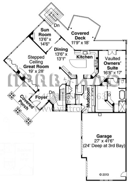 Проект двухэтажного дома с гаражом на три и более машин в американском стиле S5-390 (035-00631)